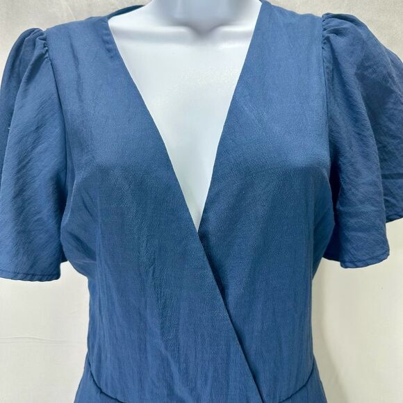 Lulu's Navy Flutter Sleeve Backless V-Neck Jumpsuit Size M - Picture 5 of 15